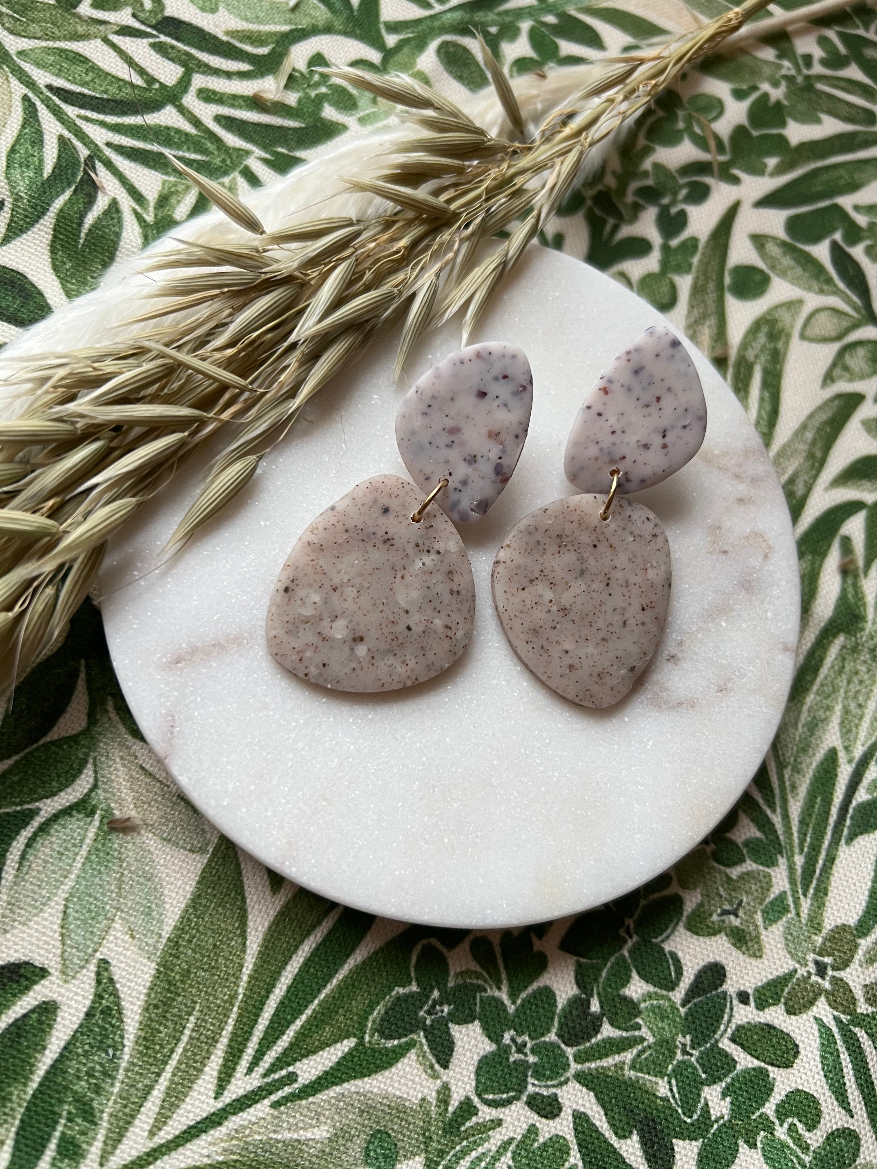 Rose & Stone Speckled Earrings