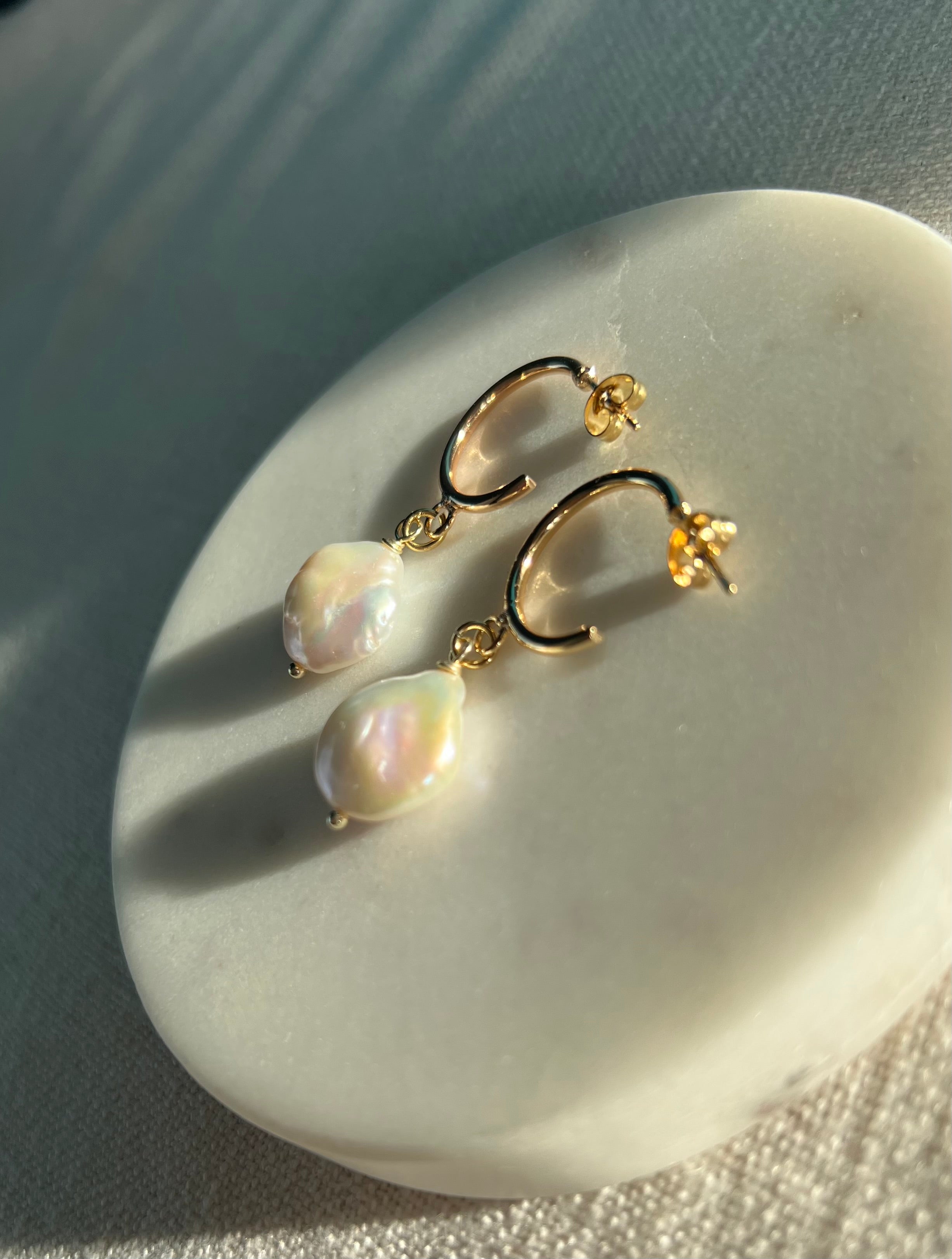 Natural Freshwater Pearl Hoop Earrings