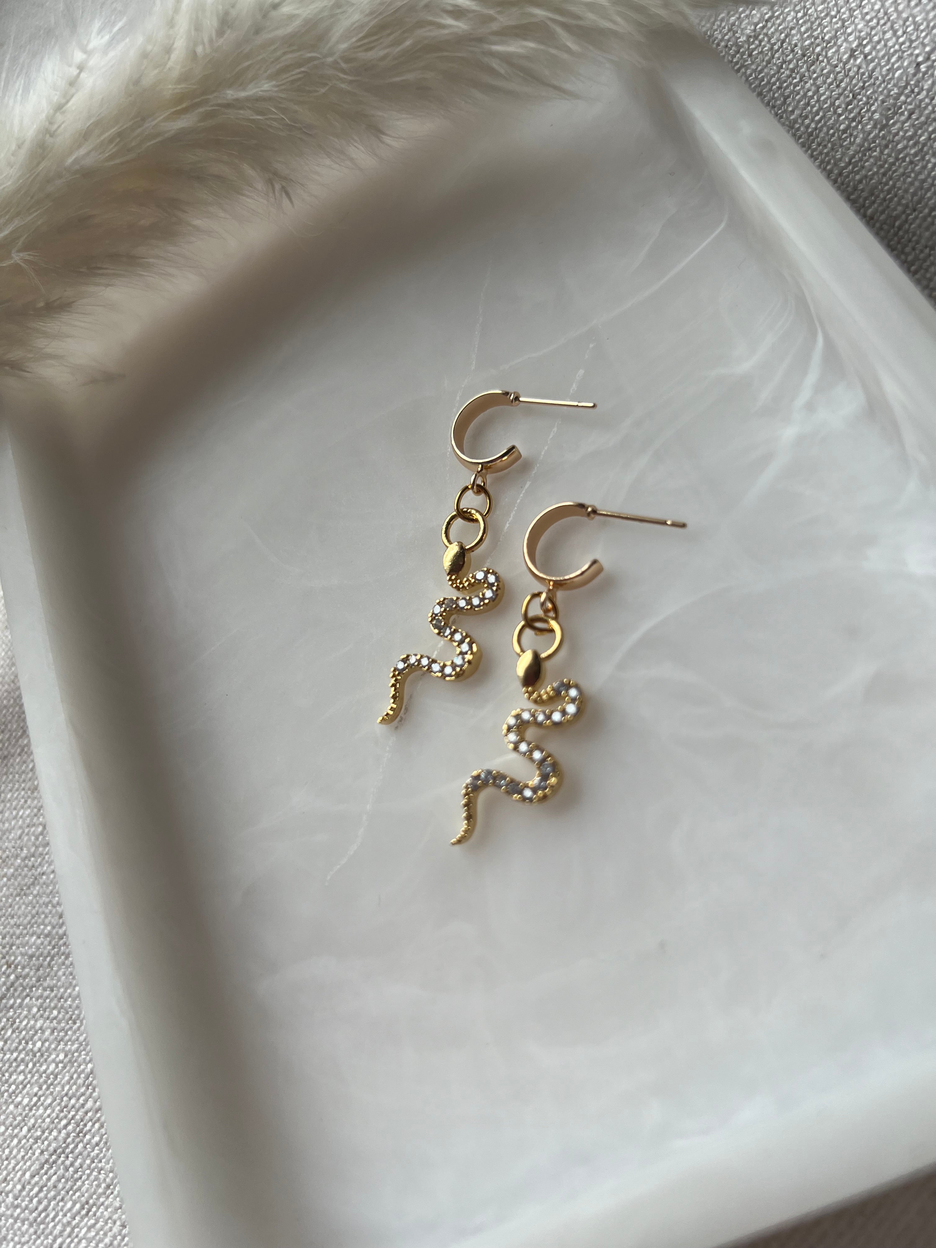 Serpent Small Hoops with Cubic Zirconias