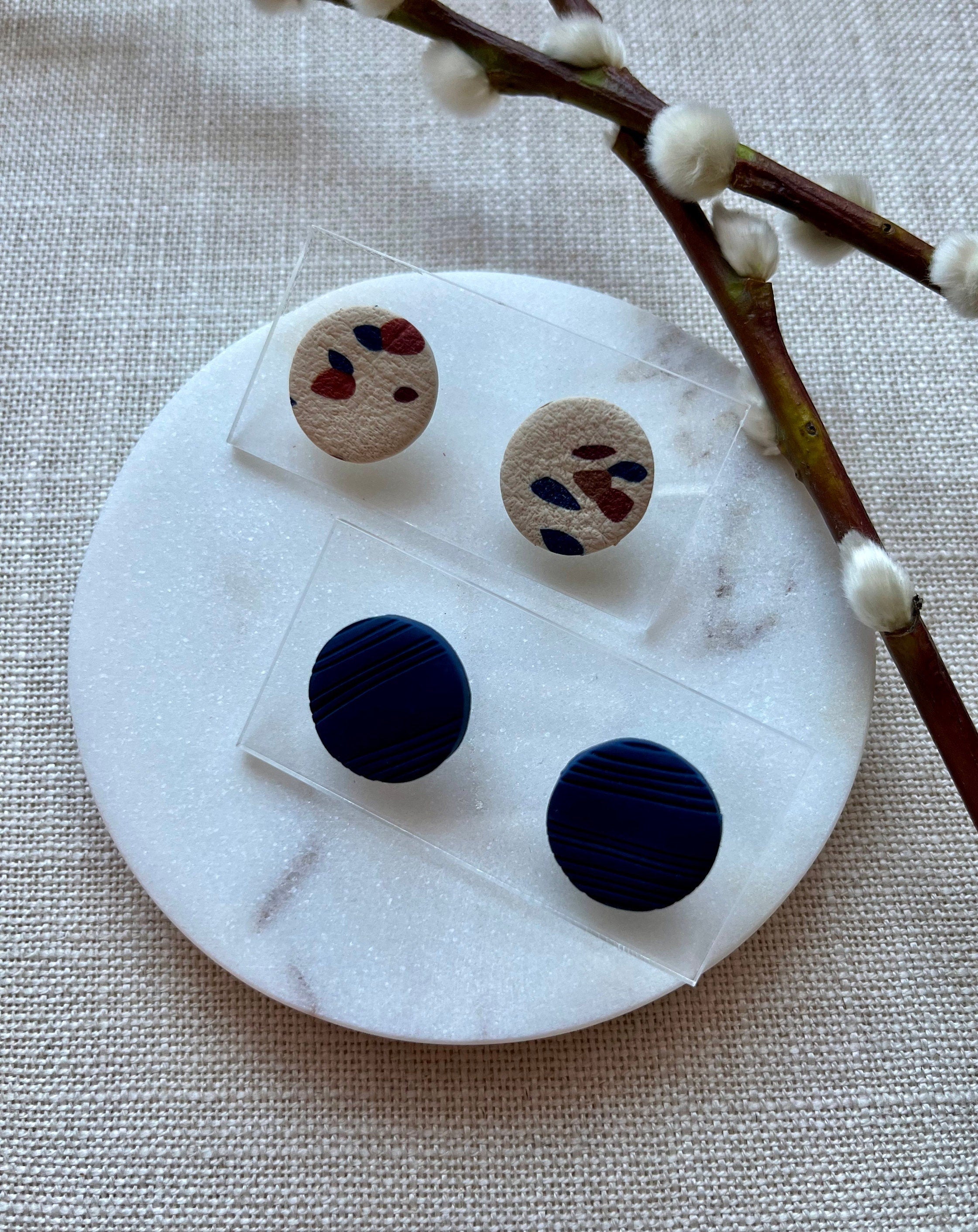 2-Pack Studs: Navy Textured & Multi Flecks