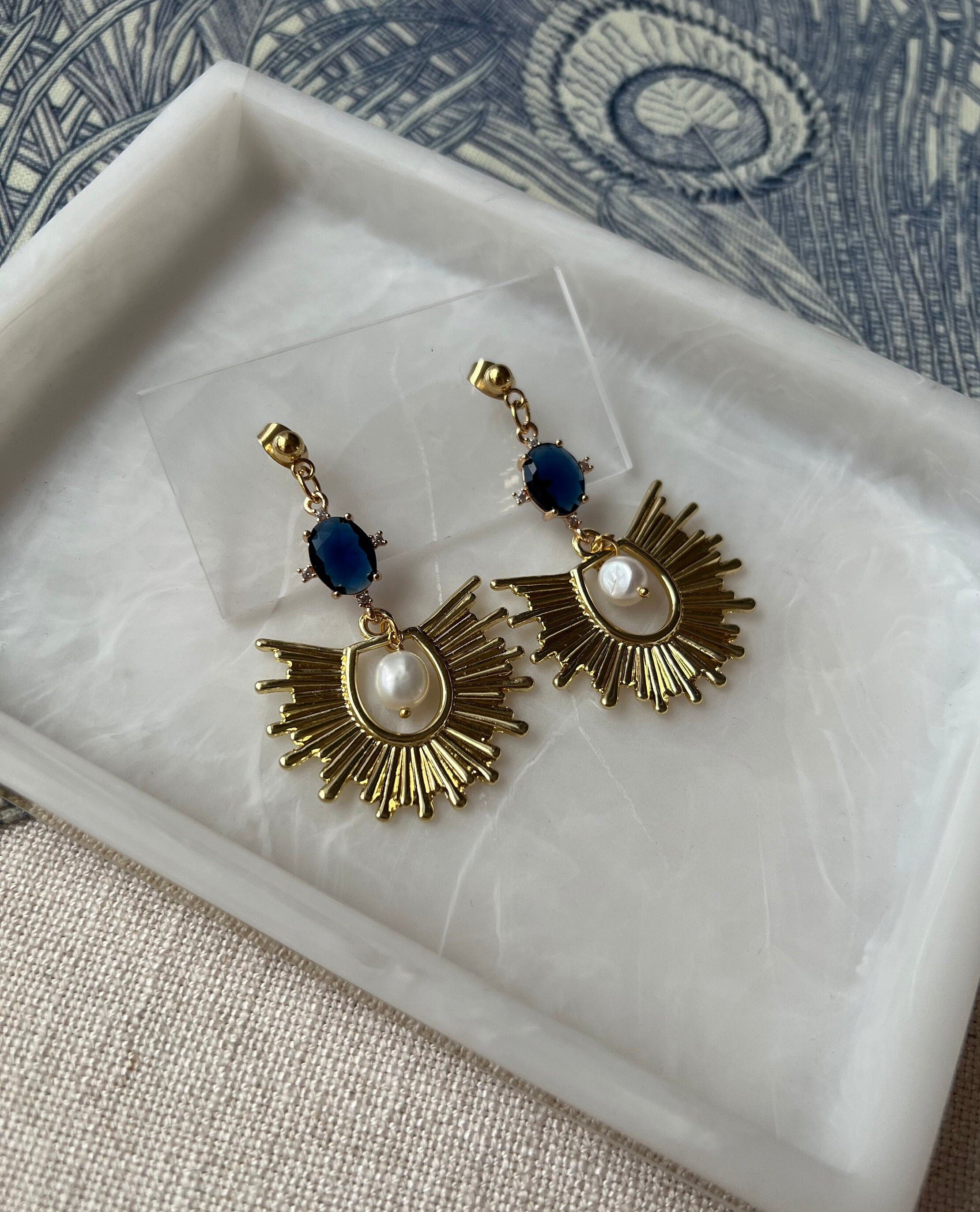 Sunburst Fan with Baroque Pearls