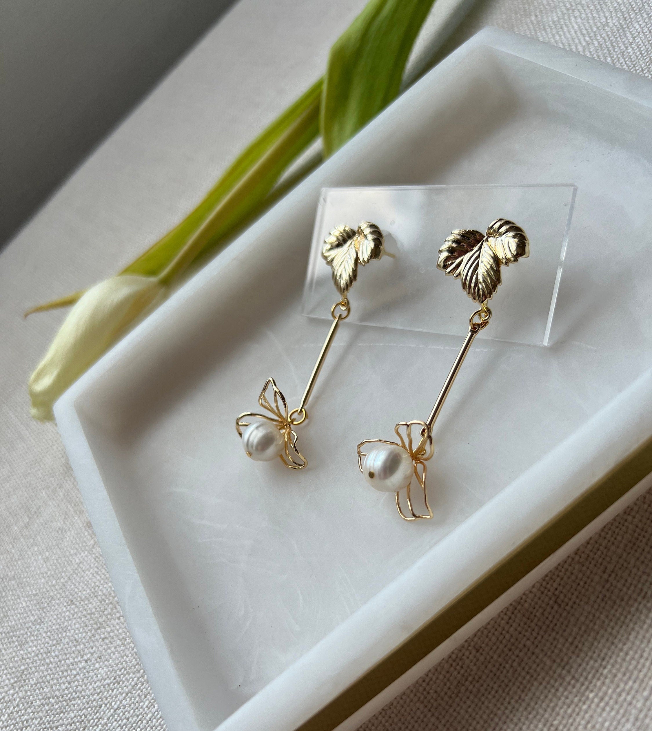 Natural Freshwater Pearls with 18K Gold Plated Leaf Studs